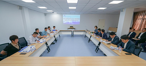 省森工集團露水河林業(yè)局與長白山旅游股份有限公司就森林旅游、促進林業(yè)轉型升級開展業(yè)務對接